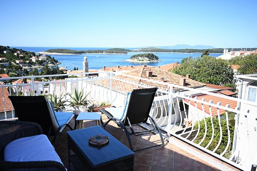 Tanya-Apartments And Rooms Hvar Town Dış mekan fotoğraf